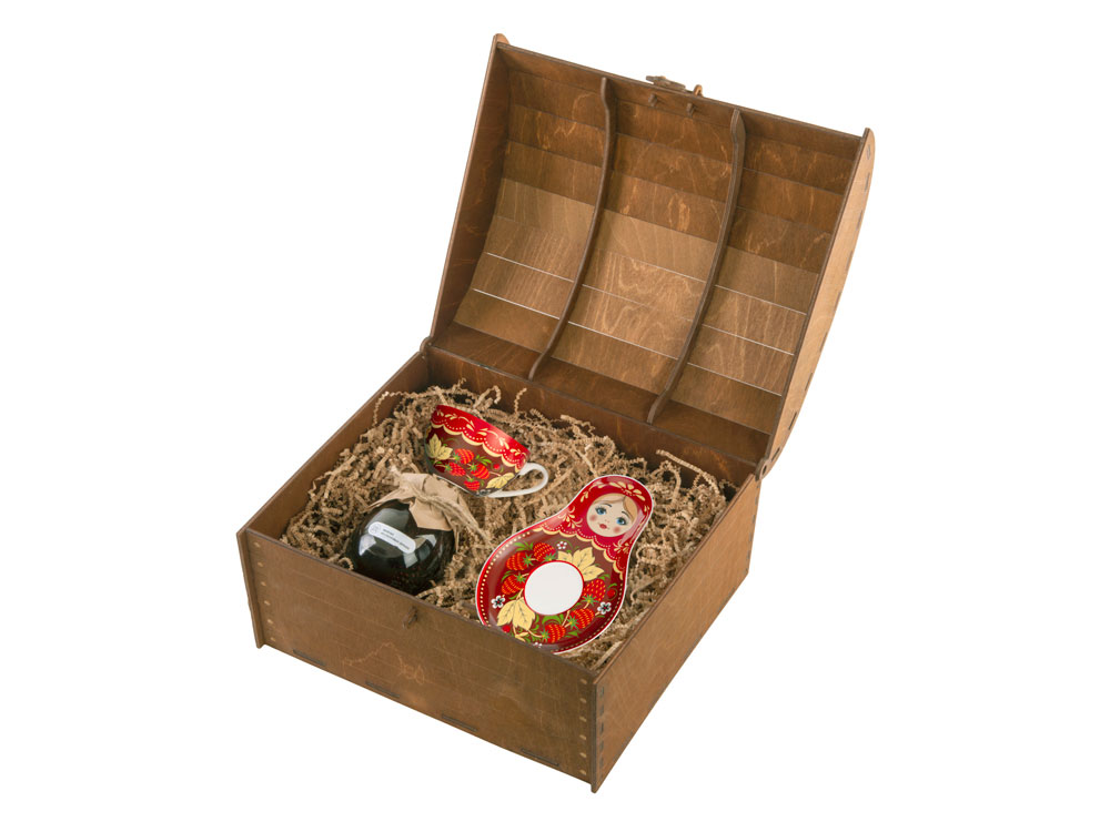 картинка Подарочный набор: чайная пара, варенье из сосновых шишек от магазина